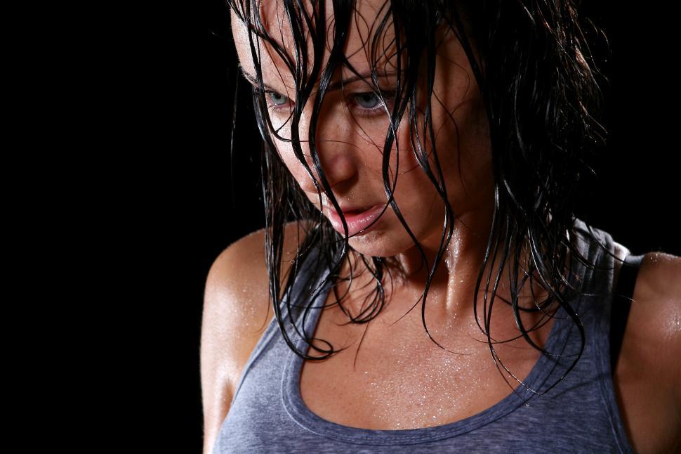 Does sweating burn your fat? Not at all